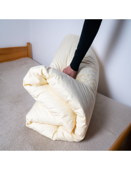 KOŁDRY Z PUCHU GĘSIEGO BIAŁEGO