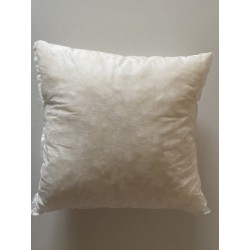 PODUSZKA DO WYPEŁNIEŃ POSZEWEK DEKORACYJNYCH 50X50